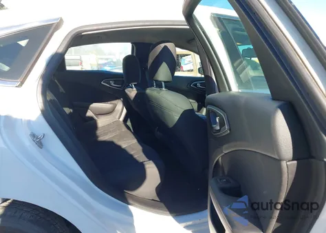 2016 Chrysler 200 Limited from USA, damaged, VIN 1C3CCCABXGN125840